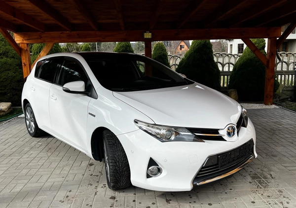 Toyota Auris cena 42000 przebieg: 237000, rok produkcji 2013 z Częstochowa małe 211